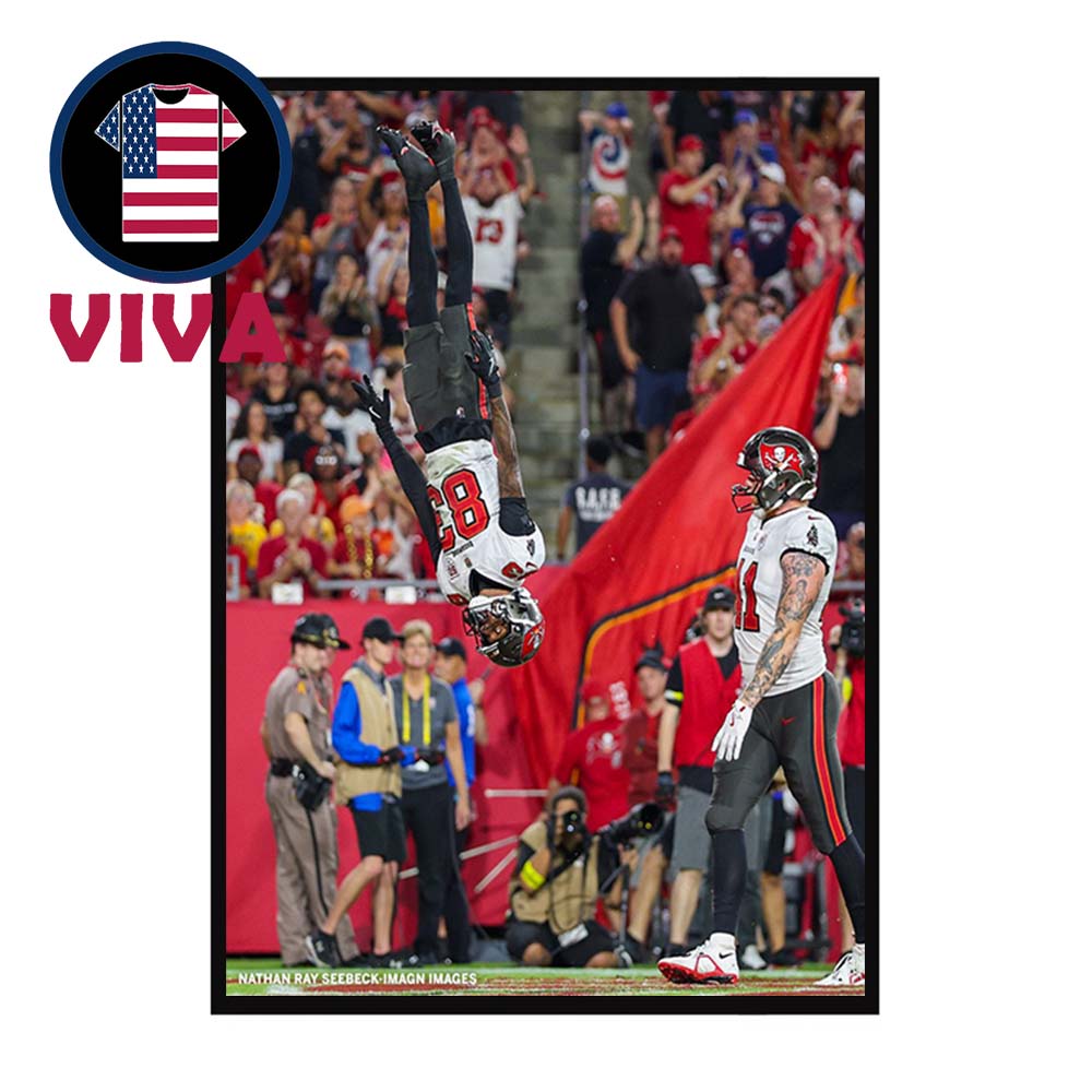 Tez Johnson Flip NFL 2025 Tampa Bay Buccaneers vs Buffalo Bills Home Decor Poster Canvas Tez Johnson Flip NFL 2025 Tampa Bay Buccaneers vs Buffalo Bills Home Decor Poster Canvas