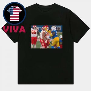 Travis Kelce Smacked Kansas City Chiefs vs Los Angeles Chargers NFL 2025 Unisex T-Shirt